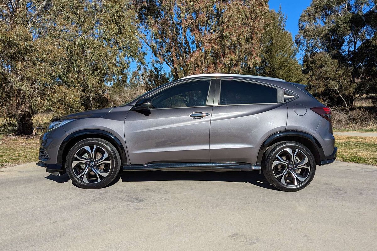 2018 Honda HR-V RS