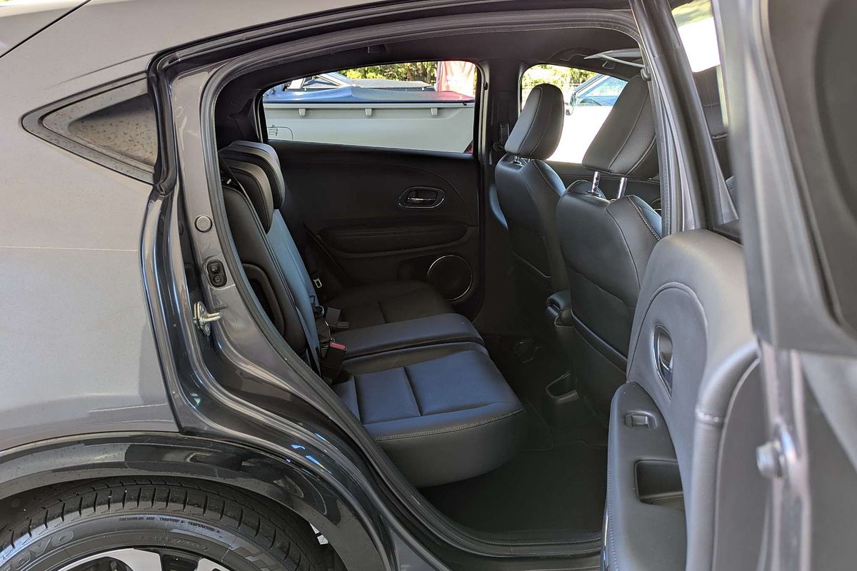 2018 Honda HR-V RS