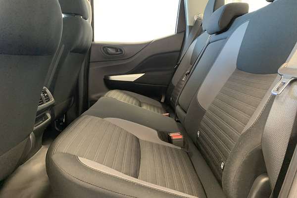2025 Nissan Navara SL D23 4X4