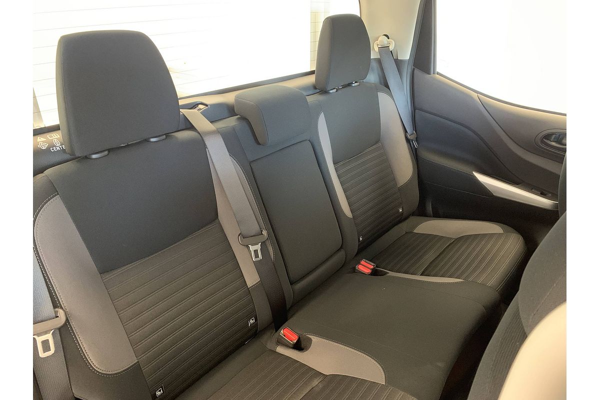 2025 Nissan Navara SL D23 4X4