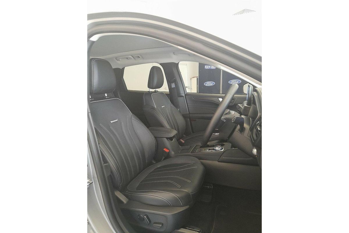 2021 Ford Escape Vignale ZH