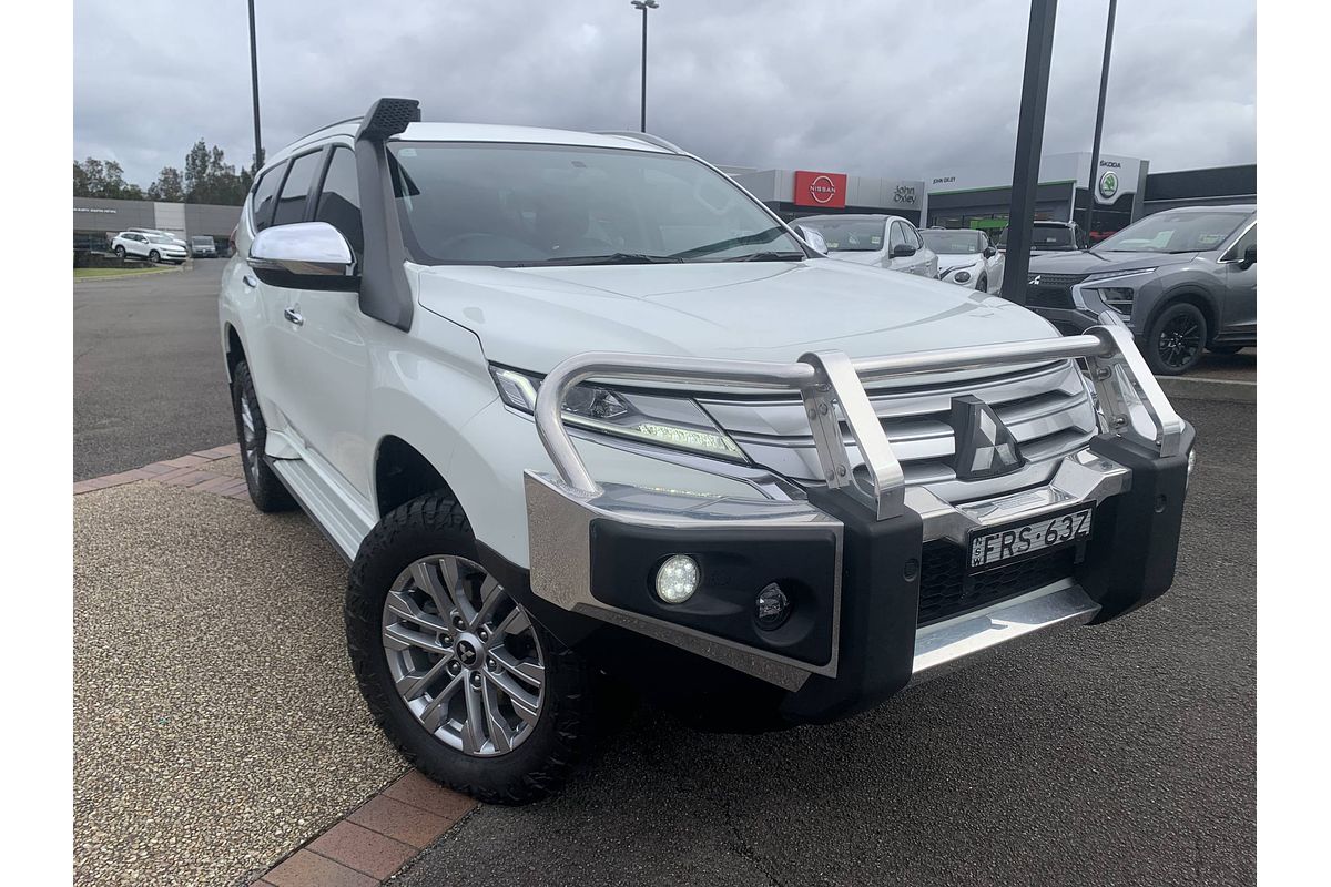 2020 Mitsubishi Pajero Sport GLX QF