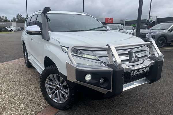 2020 Mitsubishi Pajero Sport GLX QF