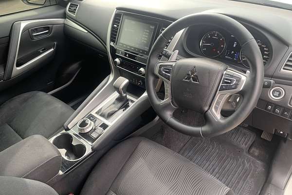 2020 Mitsubishi Pajero Sport GLX QF