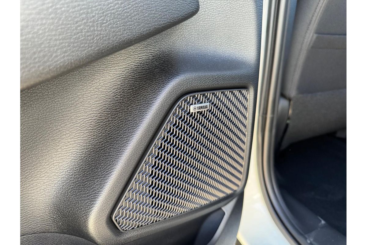 2025 Mitsubishi Outlander ES ZM