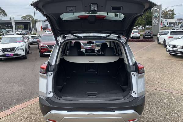 2024 Nissan X-TRAIL Ti-L T33
