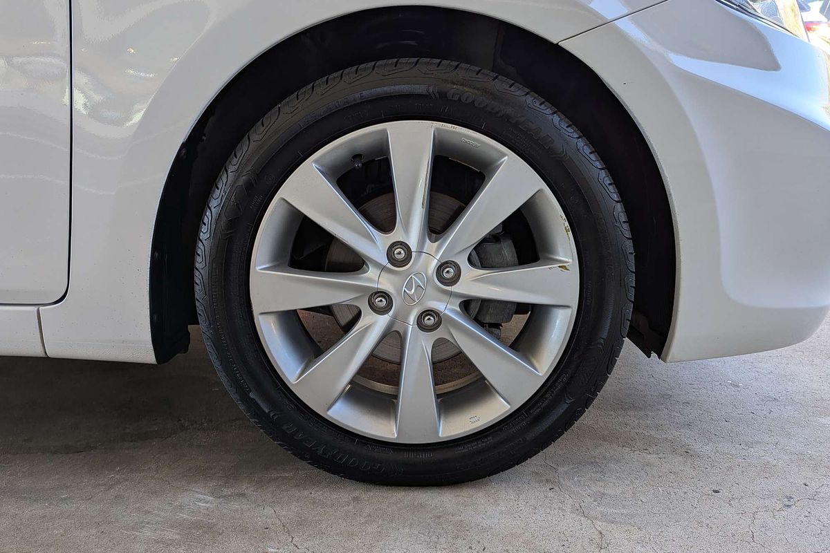 2018 Hyundai Accent Sport RB6