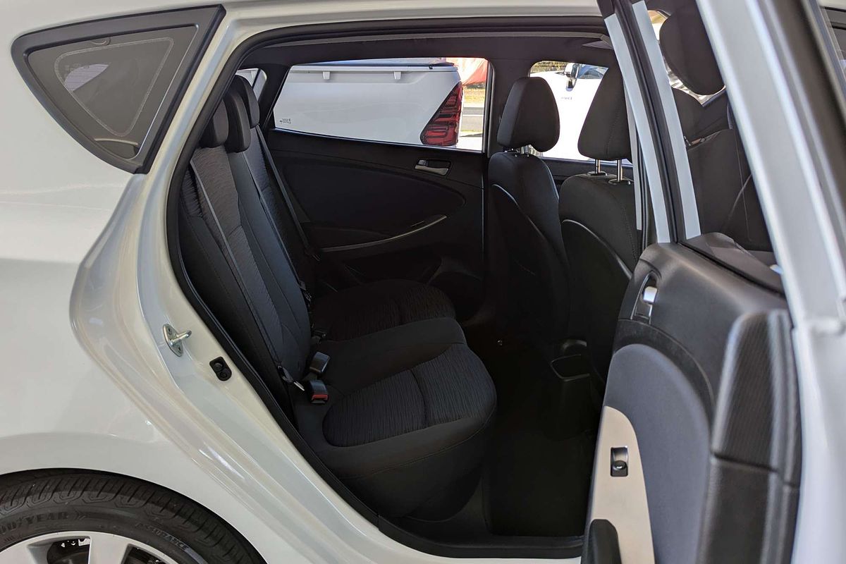 2018 Hyundai Accent Sport RB6