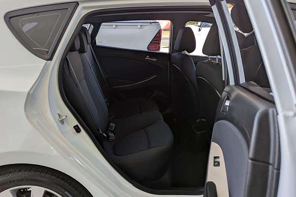 2018 Hyundai Accent Sport RB6