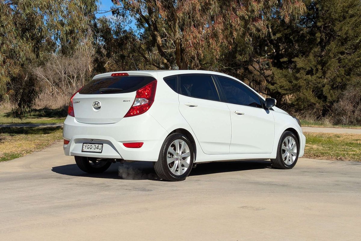 2018 Hyundai Accent Sport RB6