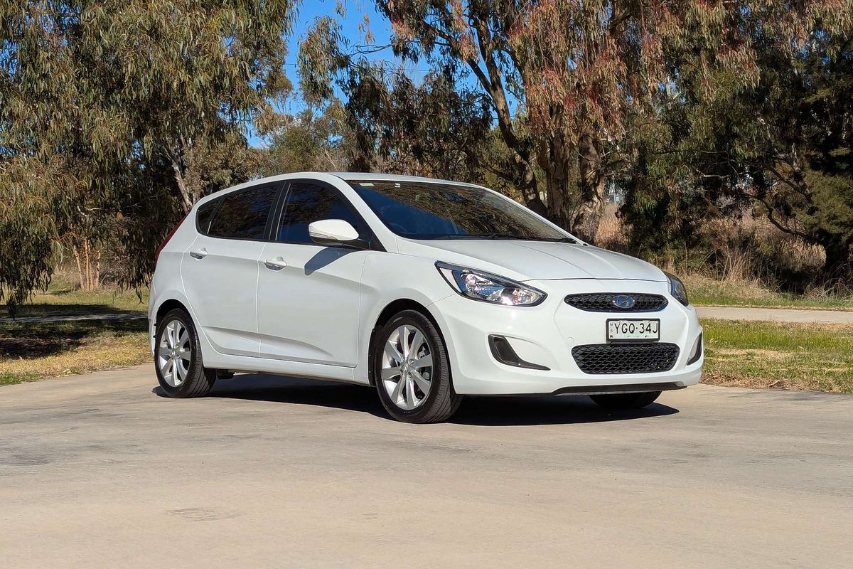 2018 Hyundai Accent Sport RB6