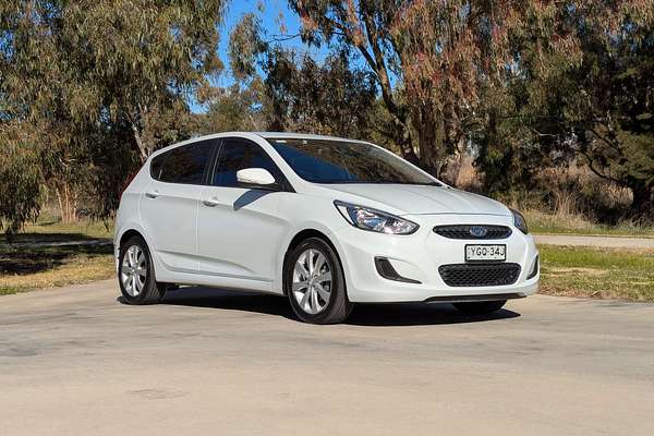 2018 Hyundai Accent Sport RB6