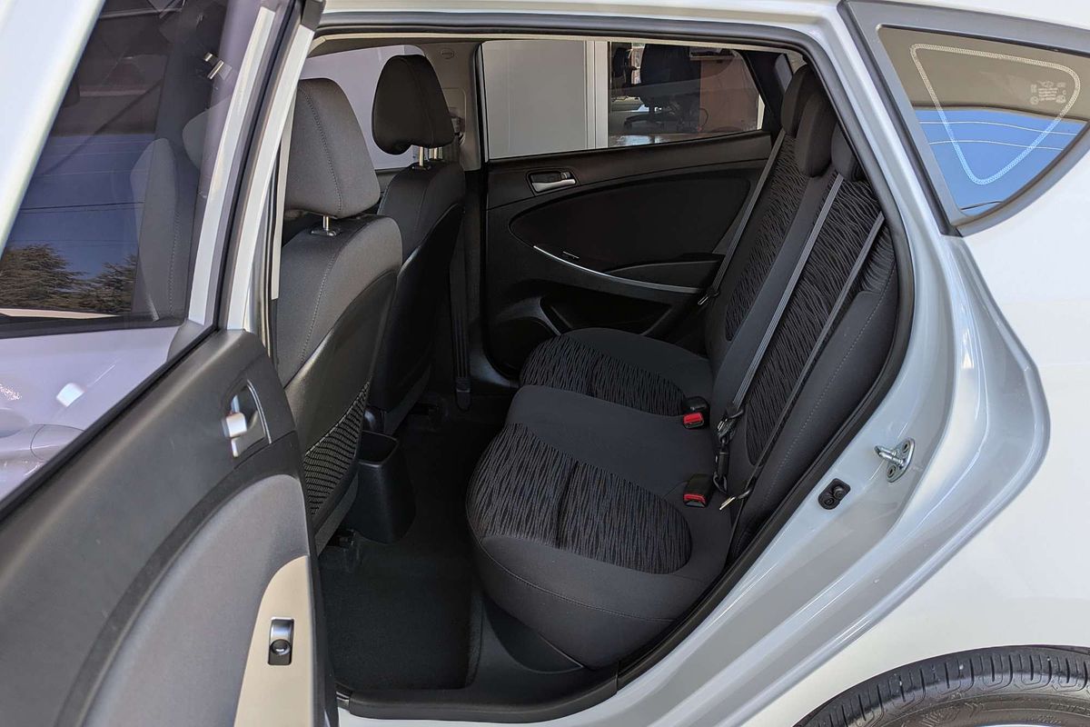 2018 Hyundai Accent Sport RB6