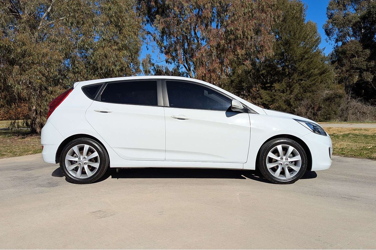 2018 Hyundai Accent Sport RB6