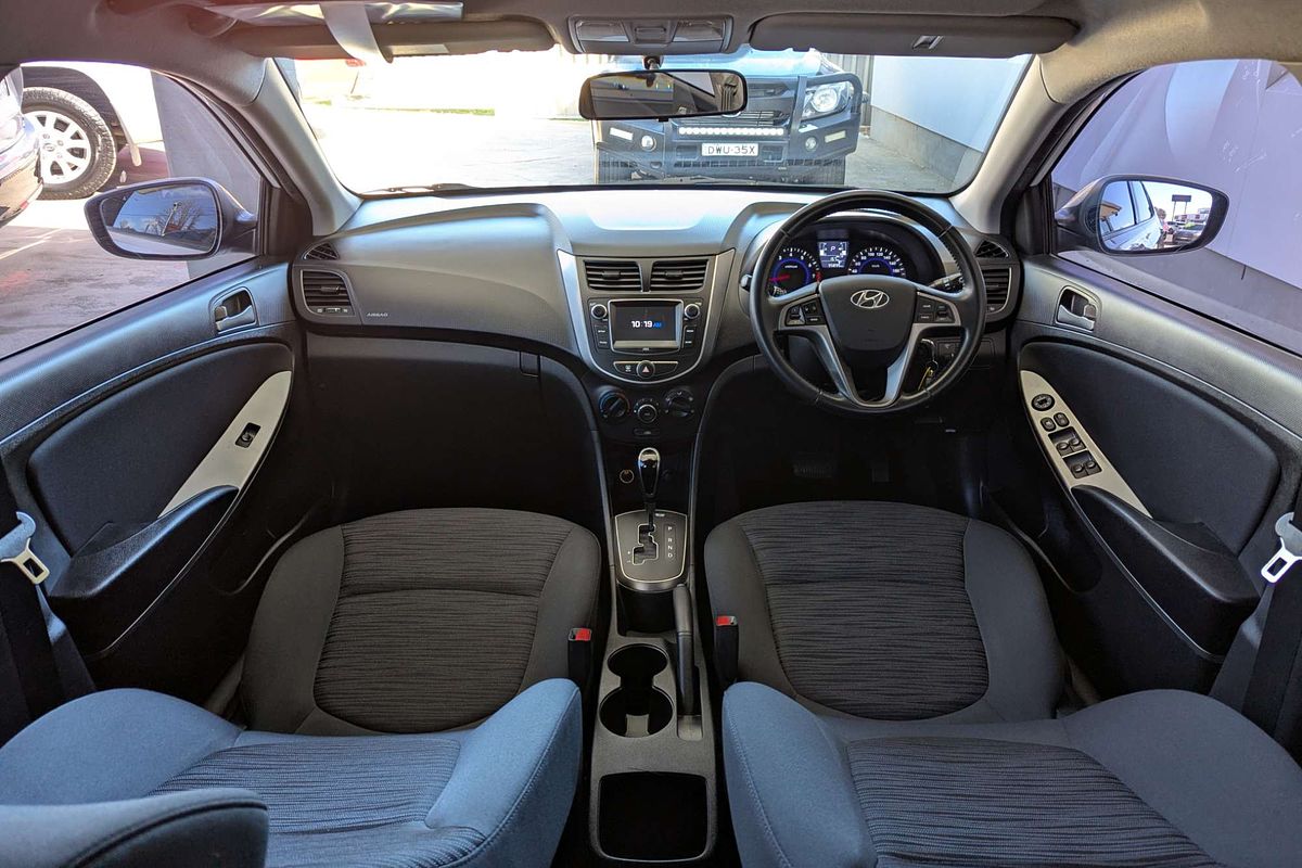 2018 Hyundai Accent Sport RB6