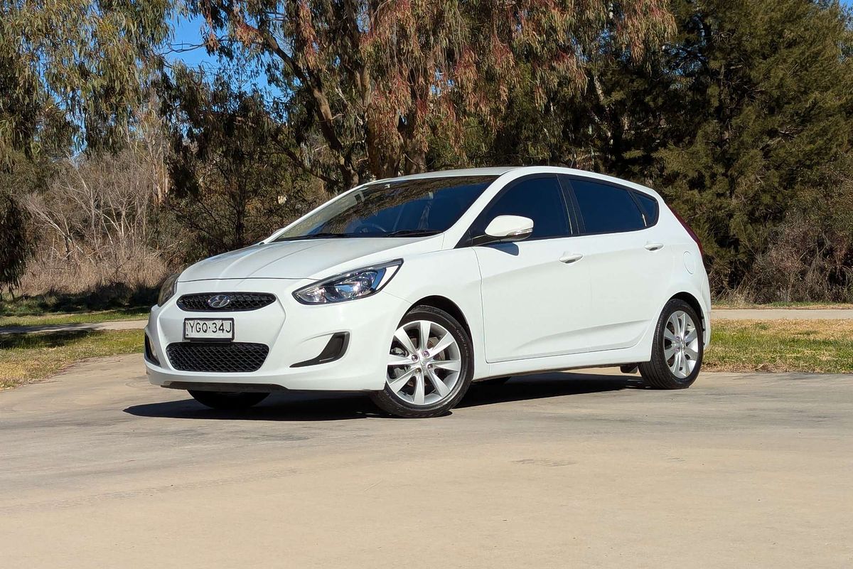 2018 Hyundai Accent Sport RB6