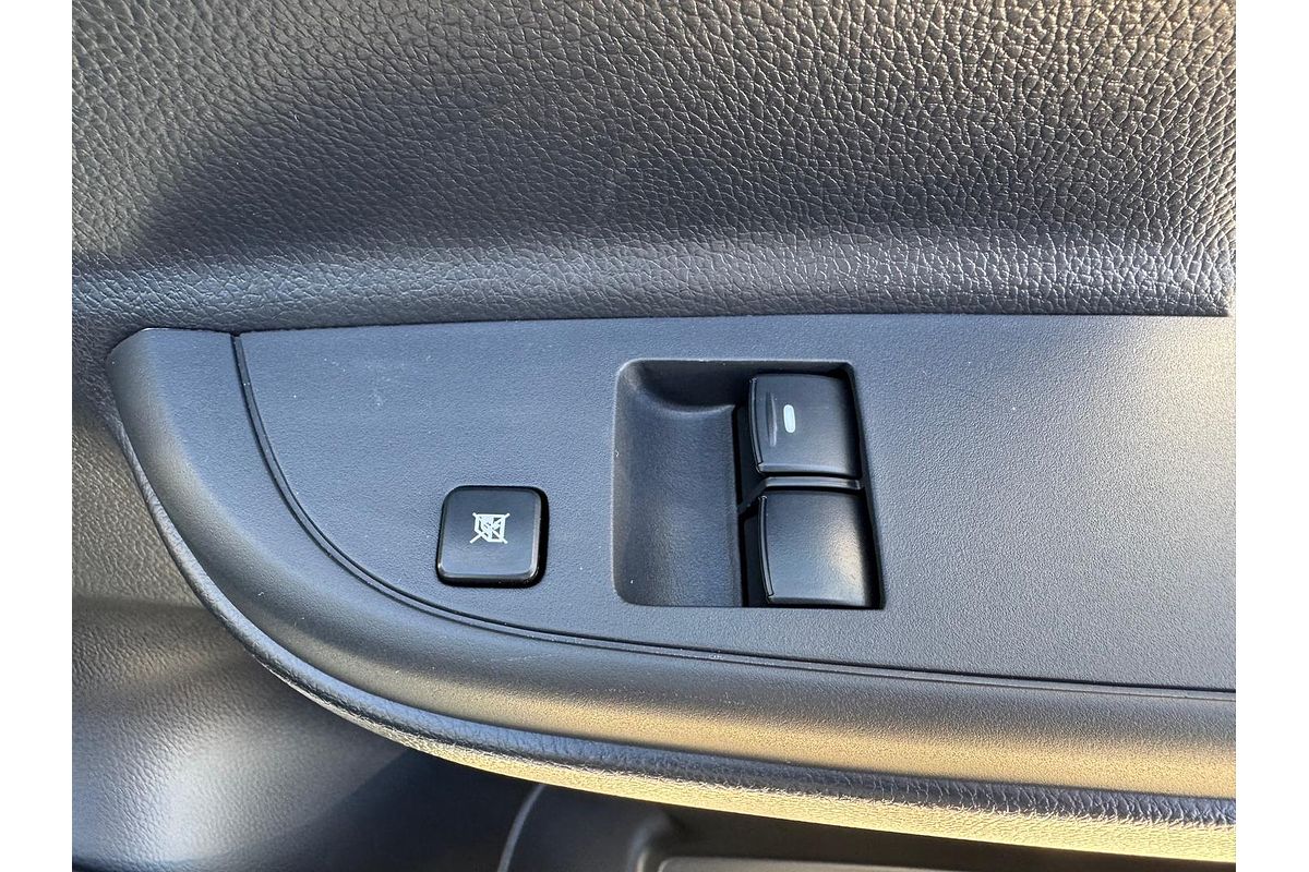 2024 Mitsubishi Triton GLX MR 4X4
