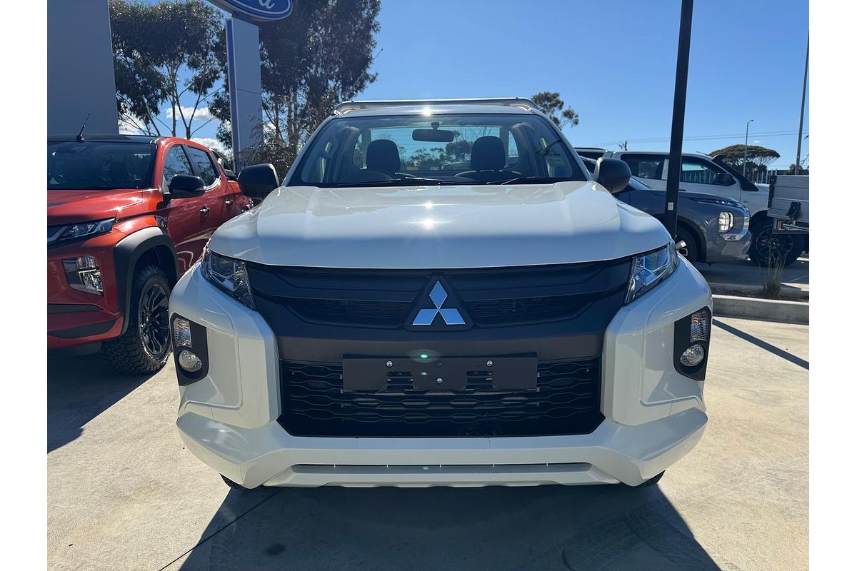 2024 Mitsubishi Triton GLX MR 4X4