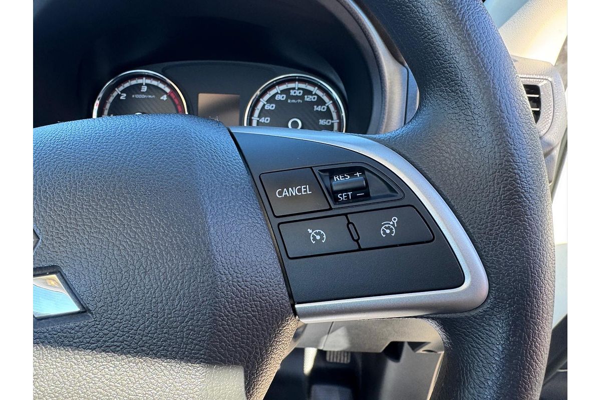 2024 Mitsubishi Triton GLX MR 4X4