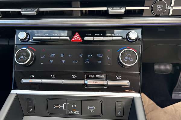 2025 Hyundai Santa Fe Hybrid Elite MX5.V1