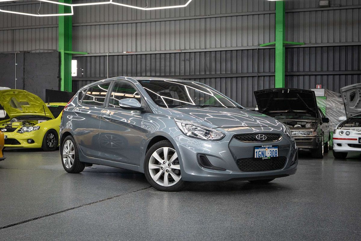 2018 Hyundai Accent Sport RB6