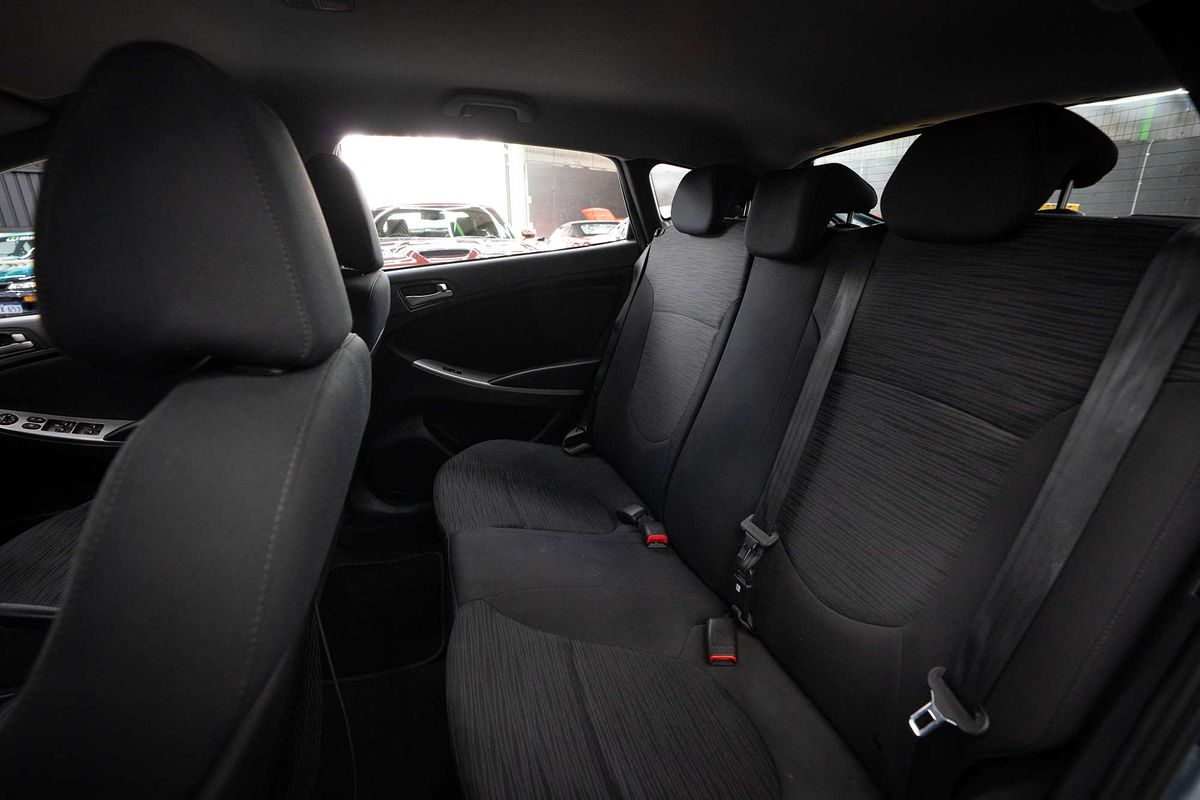 2018 Hyundai Accent Sport RB6