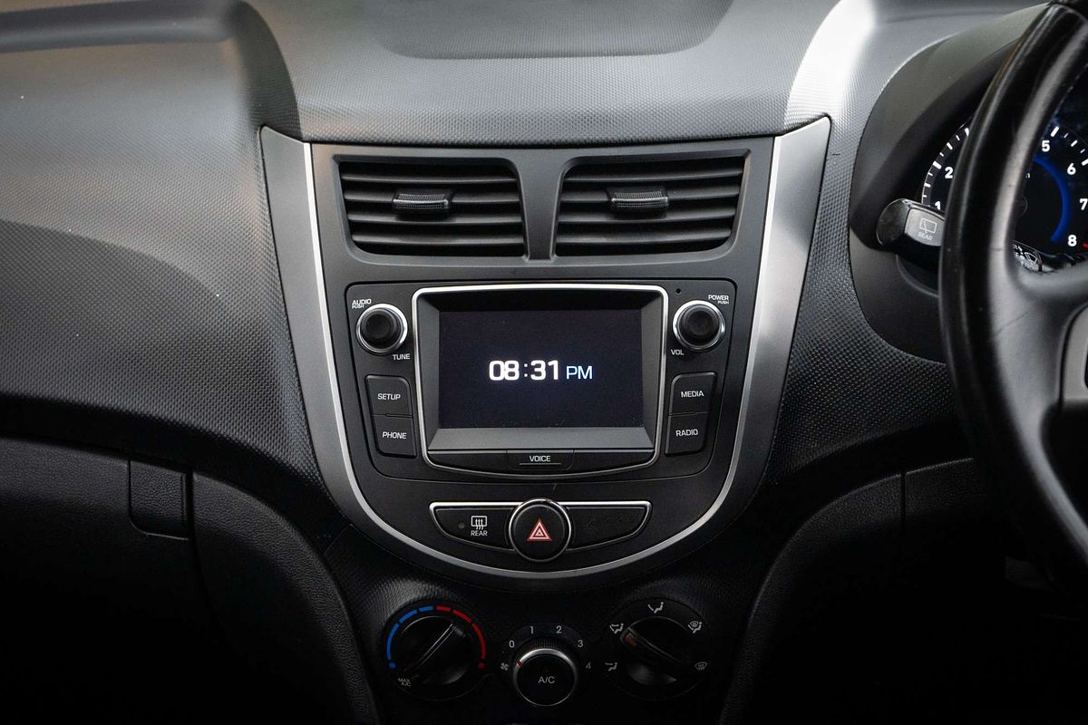 2018 Hyundai Accent Sport RB6