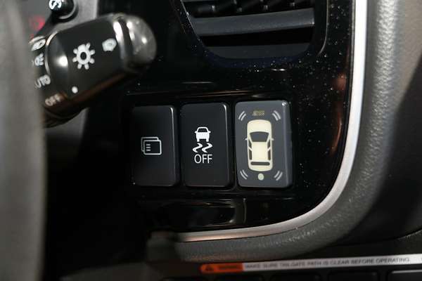 2015 Mitsubishi Outlander Exceed ZK