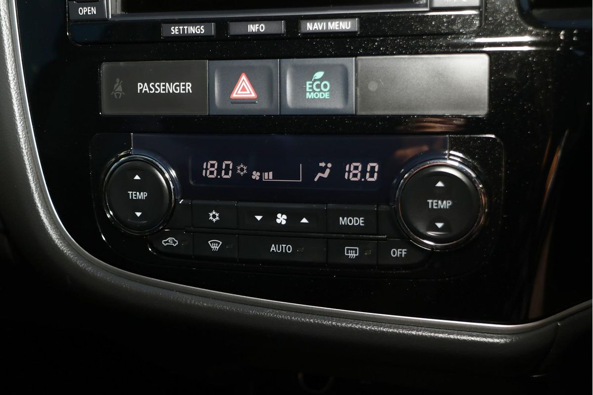2015 Mitsubishi Outlander Exceed ZK