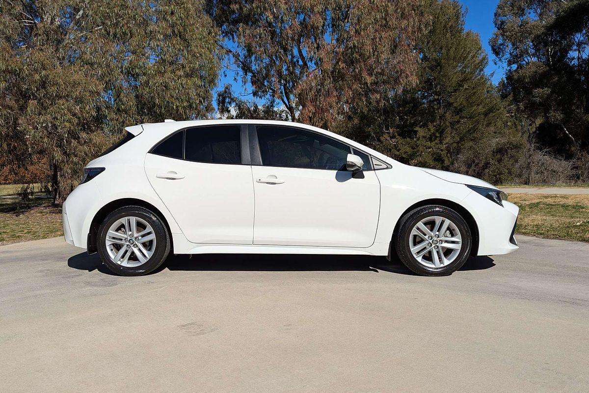 2019 Toyota Corolla Ascent Sport MZEA12R