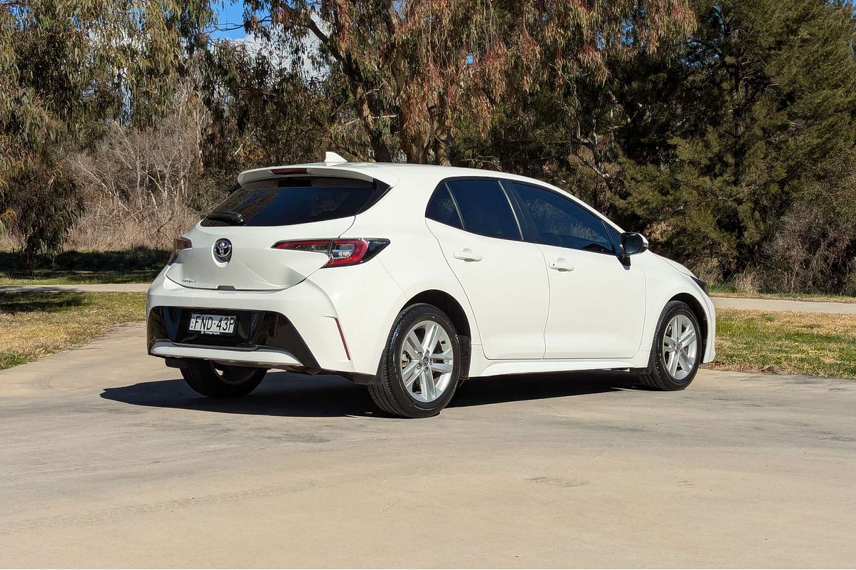 2019 Toyota Corolla Ascent Sport MZEA12R