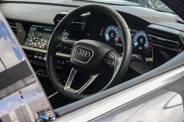 2023 Audi A3 40 TFSI S line GY