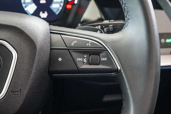 2023 Audi A3 40 TFSI S line GY