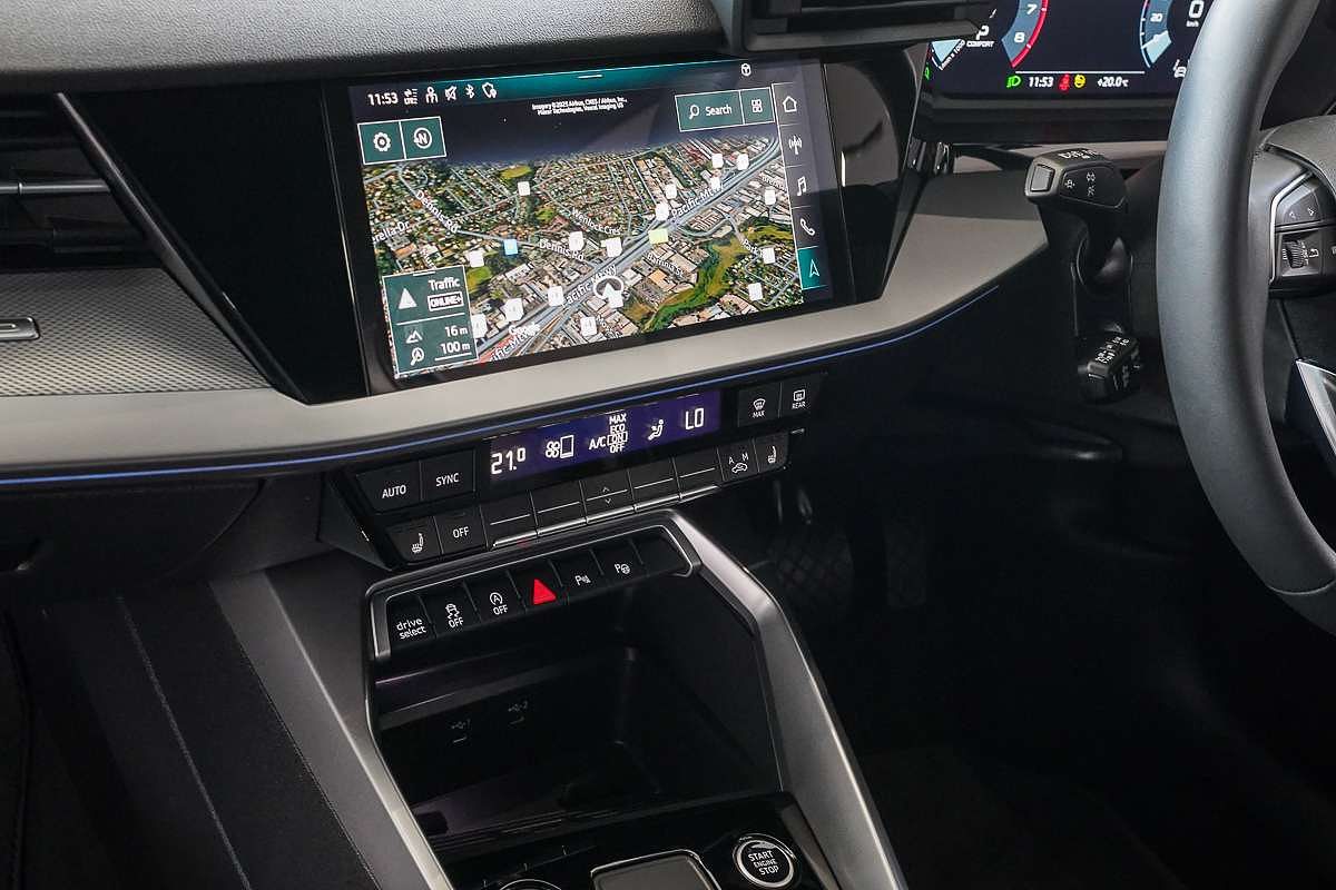 2023 Audi A3 40 TFSI S line GY