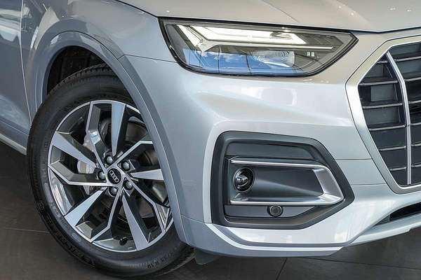 2024 Audi Q5 35 TDI FY
