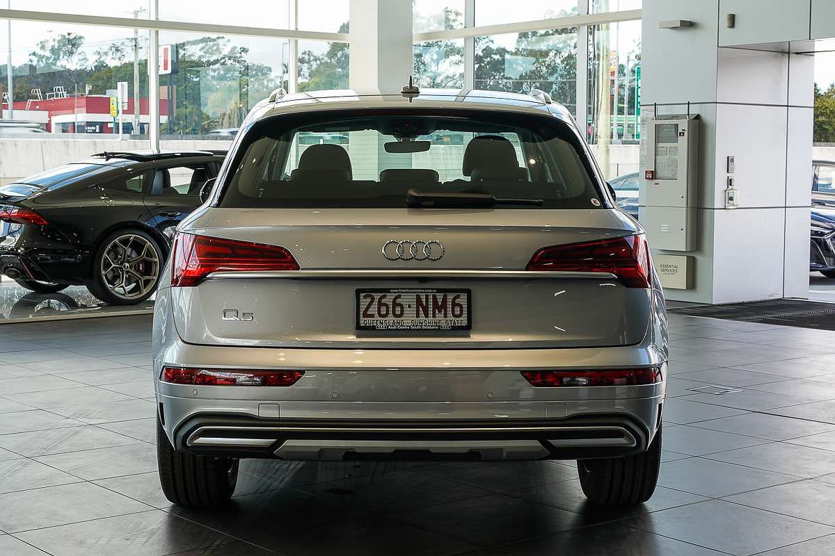 2024 Audi Q5 35 TDI FY