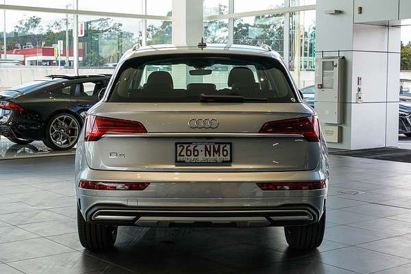 2024 Audi Q5 35 TDI FY