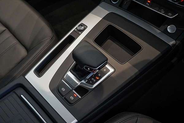 2024 Audi Q5 35 TDI FY