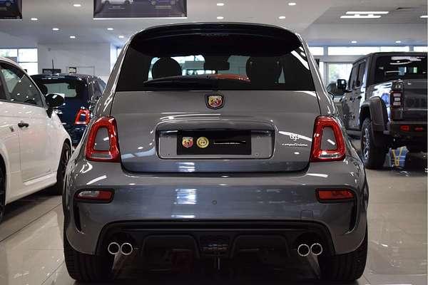 2024 Abarth 695 Competizione