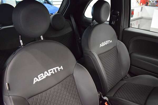2024 Abarth 695 Competizione