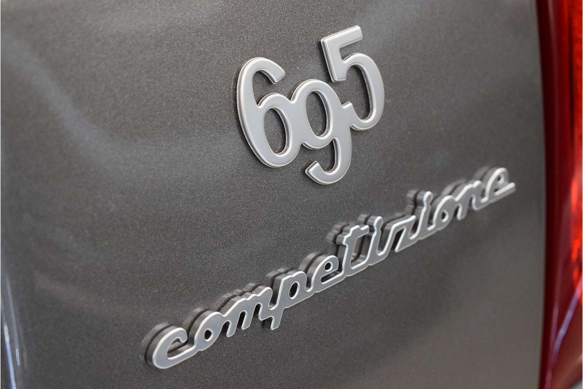 2024 Abarth 695 Competizione