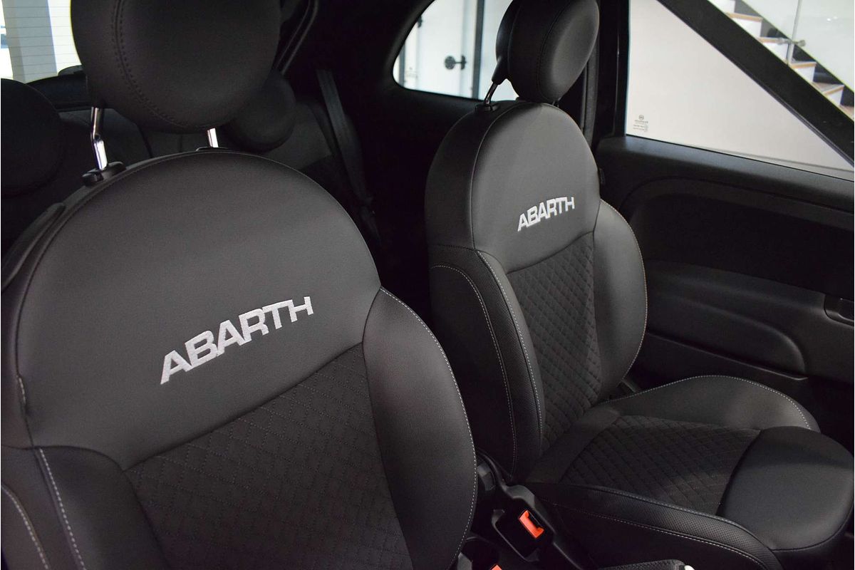 2024 Abarth 695 Competizione