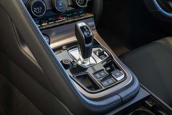 2024 Jaguar F-TYPE R 75 X152
