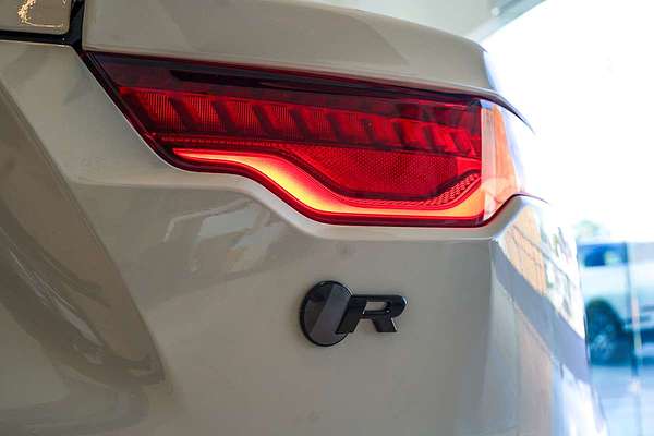2024 Jaguar F-TYPE R 75 X152