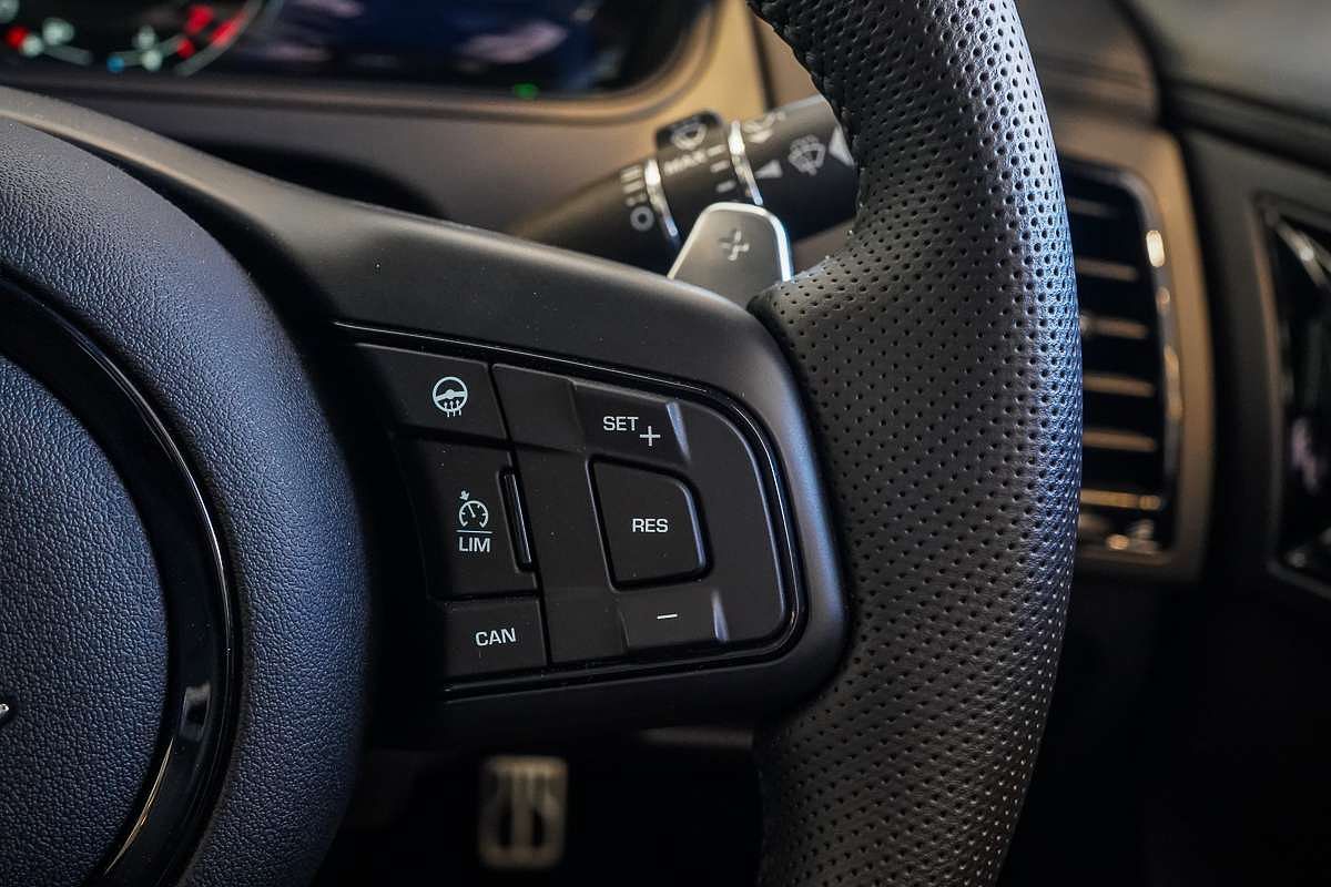 2024 Jaguar F-TYPE R 75 X152