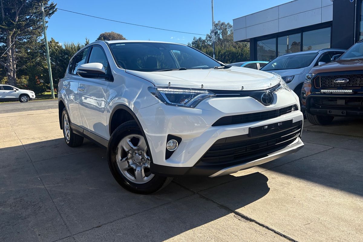 2017 Toyota RAV4 GX ASA44R