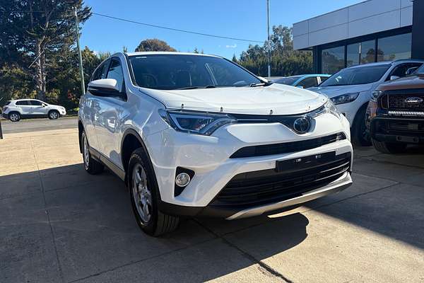 2017 Toyota RAV4 GX ASA44R