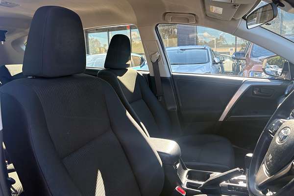 2017 Toyota RAV4 GX ASA44R