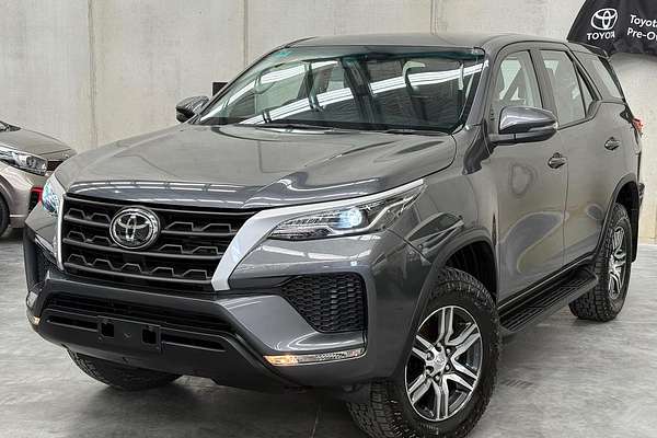 2023 Toyota Fortuner GX GUN156R