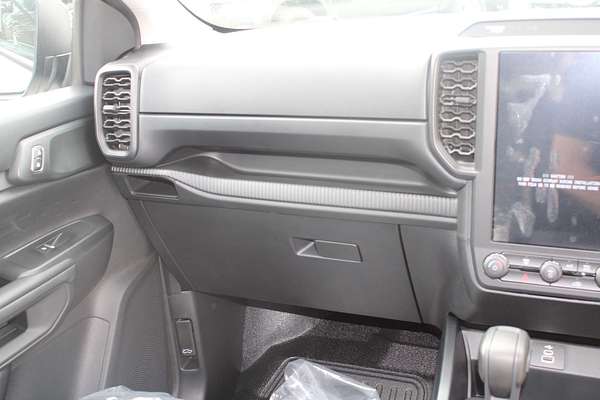 2025 Ford Ranger XL 4X4 2.0L